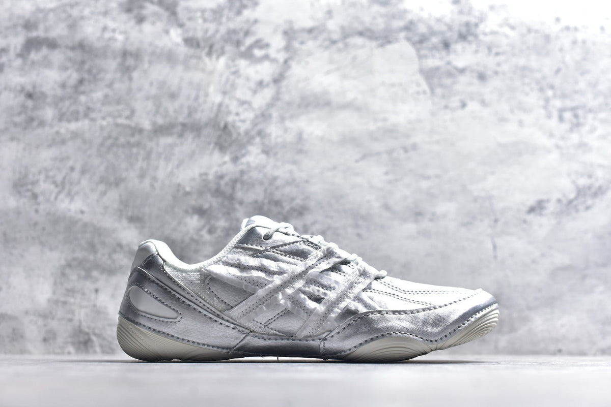 ASICS Hypersync Low-Top Sneaker – Breathable, Lightweight & Versatile | 1203A879-101