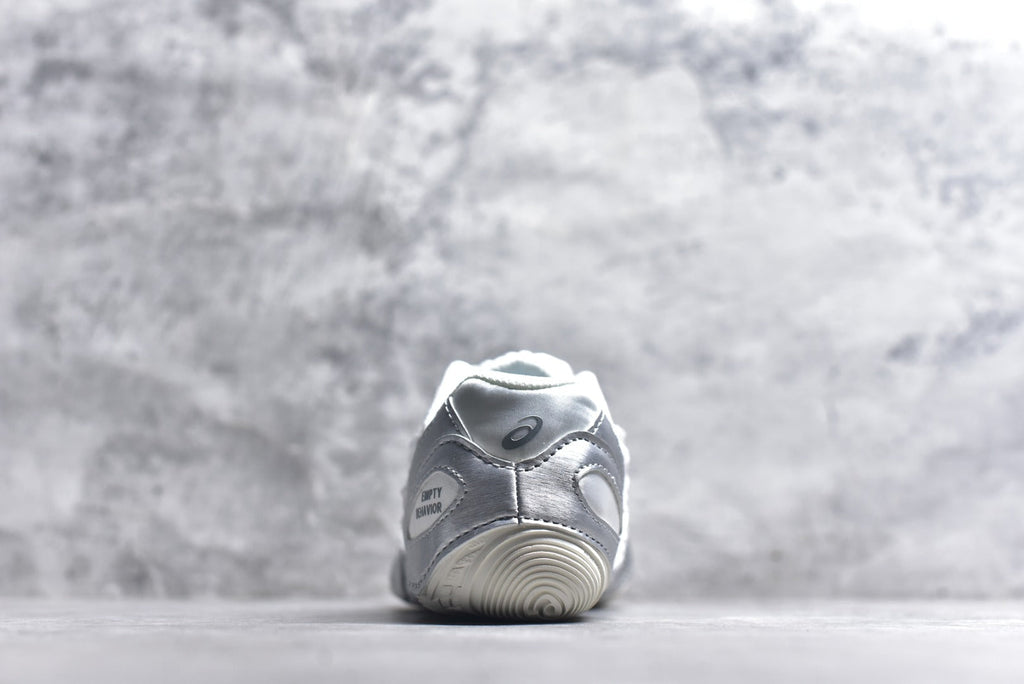 ASICS Hypersync Low-Top Sneaker – Breathable, Lightweight & Versatile | 1203A879-101