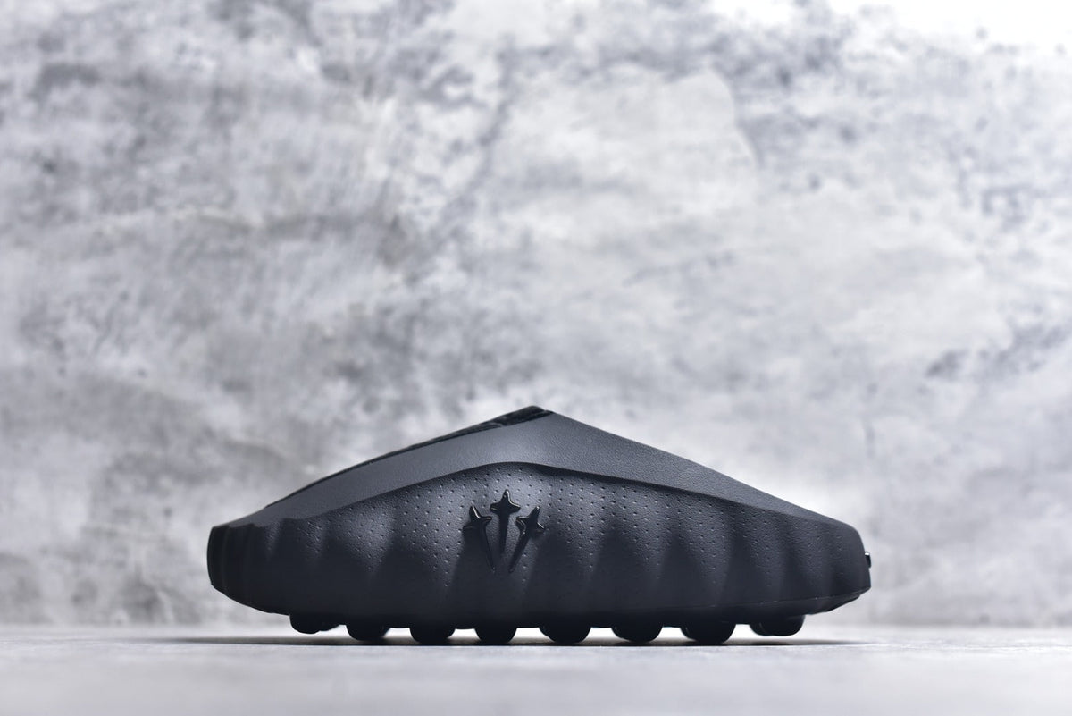 Nike Mind 001 Sail Closed-Toe Massage Slide HQ4307-001 Black