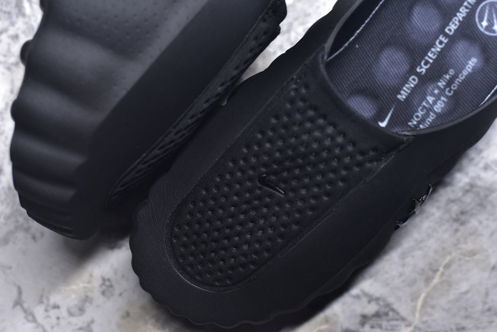 Nike Mind 001 Sail Closed-Toe Massage Slide HQ4307-001 Black