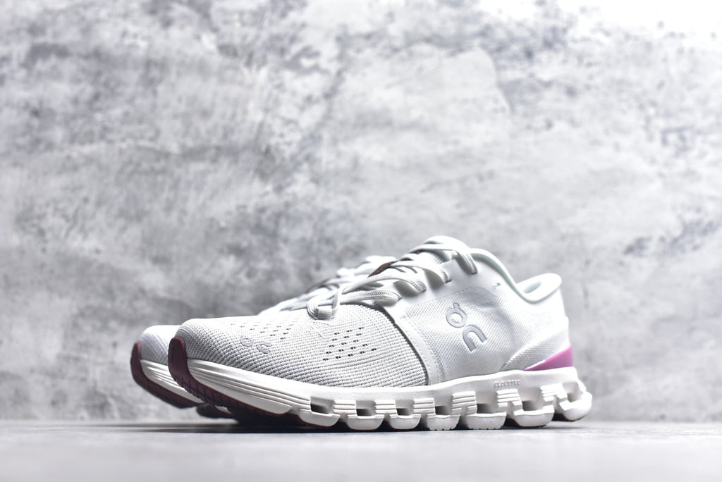 On Cloud X 4 — White / Heather / Mauve