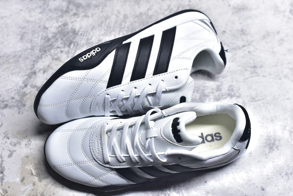 Adidas Adipista — Cloud White / Core Black / Black Gum