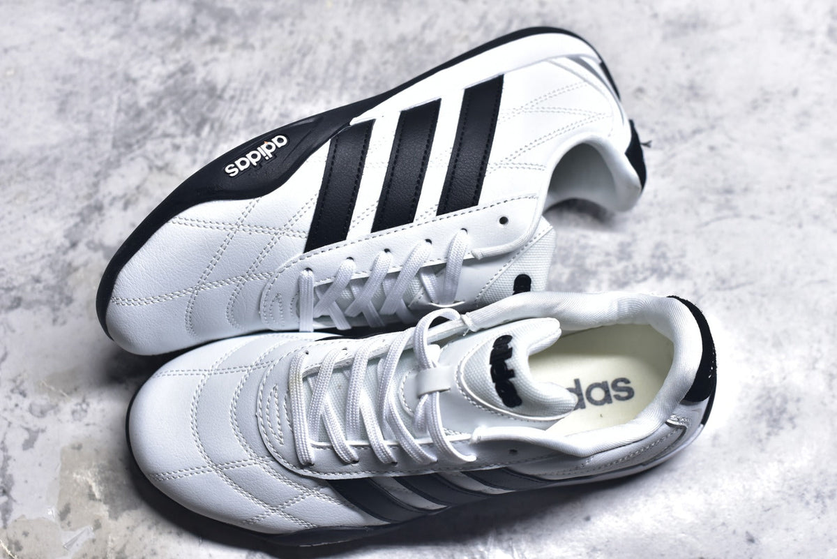 Adidas Adipista — Cloud White / Core Black / Black Gum