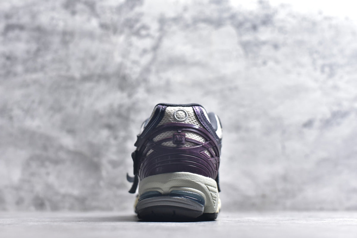 New Balance 1906 Retro Lifestyle Sneaker | U1906ANB
