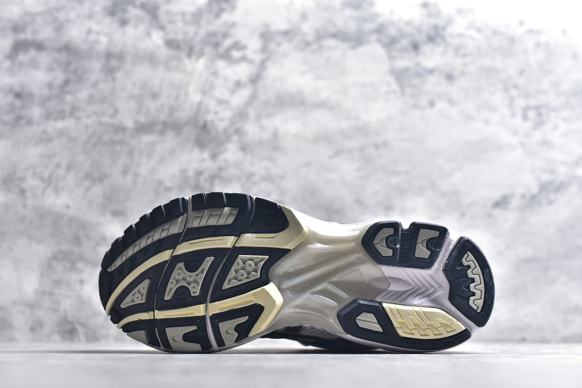 ASICS GEL-KAYANO 14 Retro Running Lifestyle Sneaker | 1202A056-109
