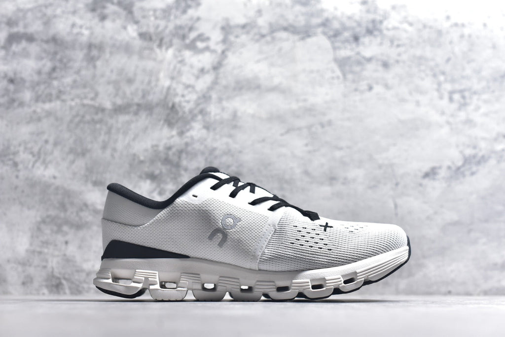 On Cloud X 4 Low-Top Running Sneaker 3ME30040791